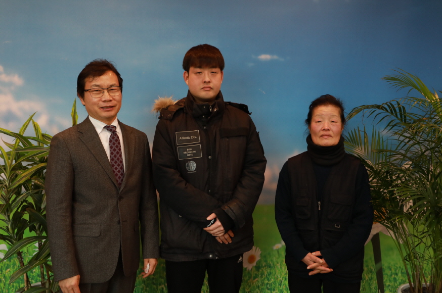 [크기변환]44ac2e6438f65d42c07937775eee86ce.jpg